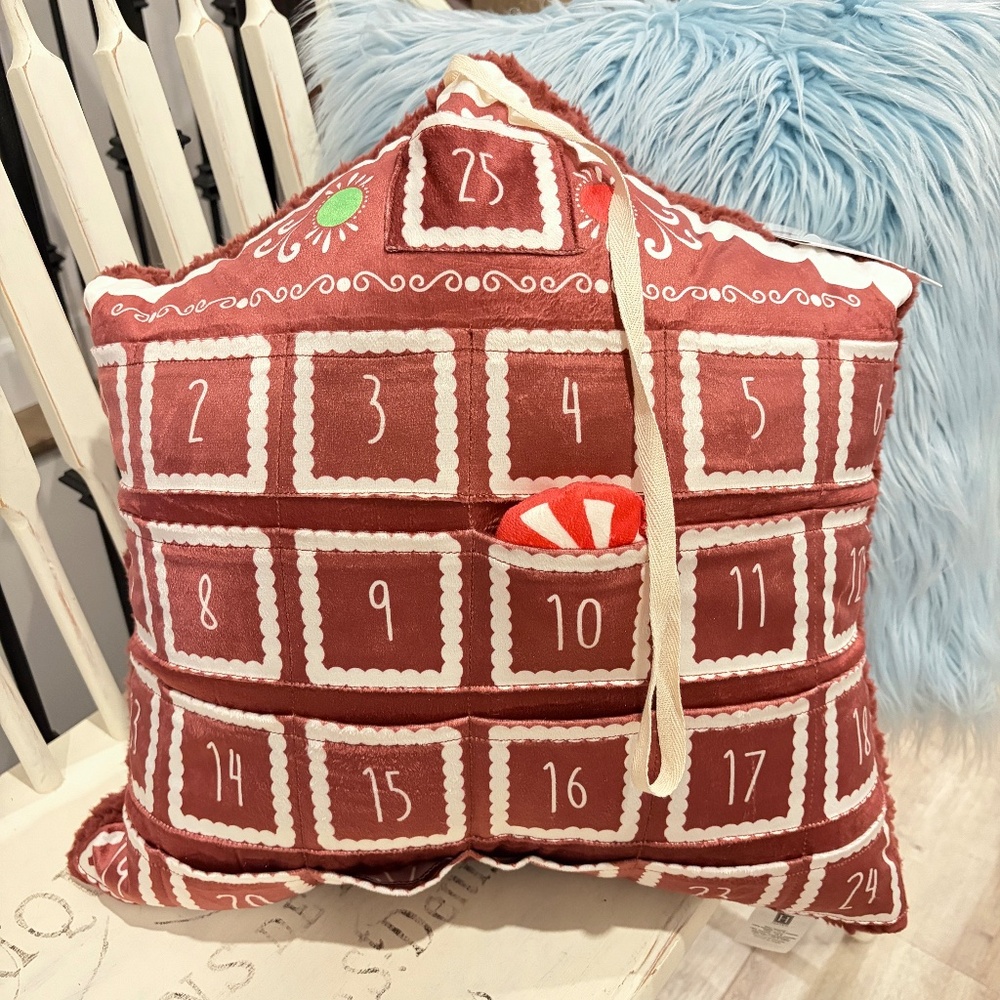 Advent Calendar, Gingerbread House, Pillow, Plush, Sofa Cushion, NEW, With‎ Tags